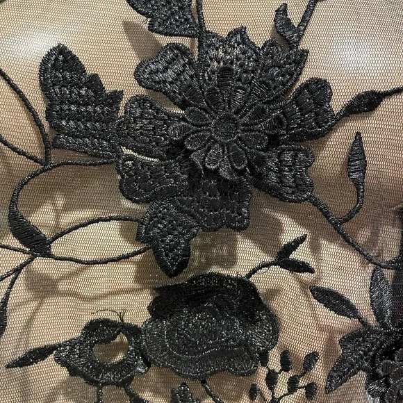 TOPSHOP mesh top size - Picture 5 of 5